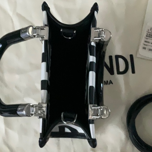 Fendi Black and White Crossbody Bag - Picture 4 of 7